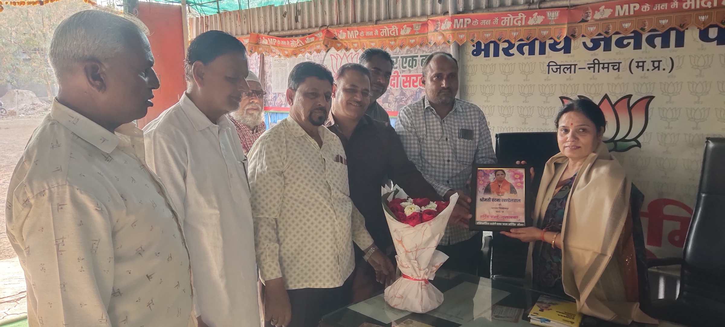 नवनिर्वाचित भाजपा जिलाध्यक्ष वंदना खण्डेलवाल का से मुलाक़ात कर जामा मस्जिद इंतेजामिया कमेटी ने किया स्वागत