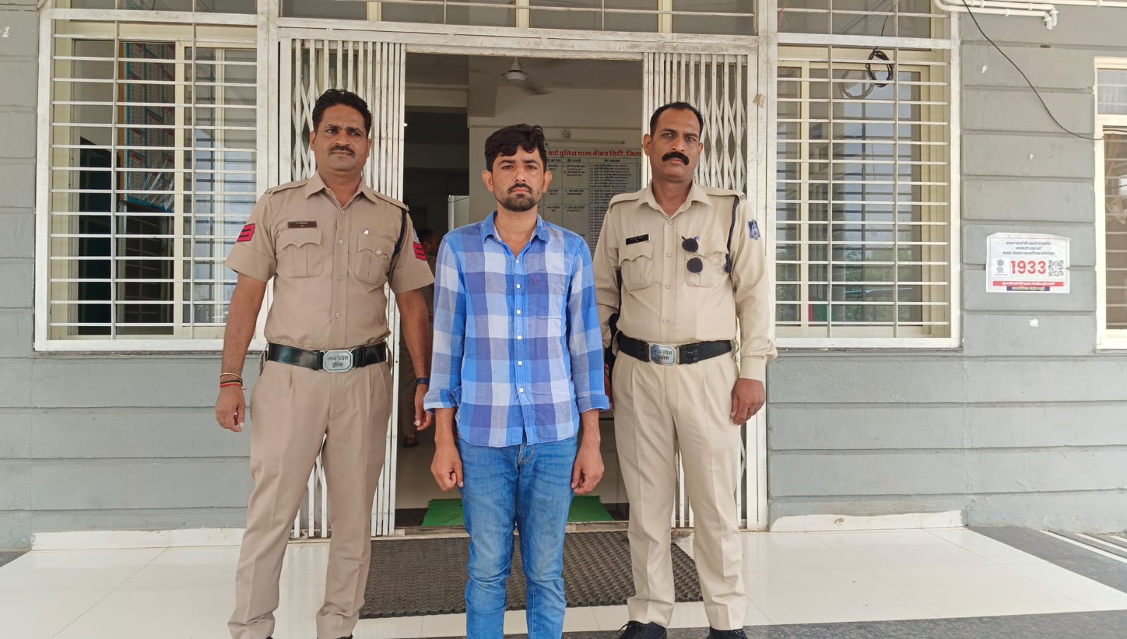 अवैध मादक पदार्थ के खिलाफ सिटी पुलिस की कार्यवाही, 40 किलो डोडाचूरा की तस्करी करते गिरफ्तार हुआ आरोपी कार चालक, माल किया जप्त, पूछताछ जारी