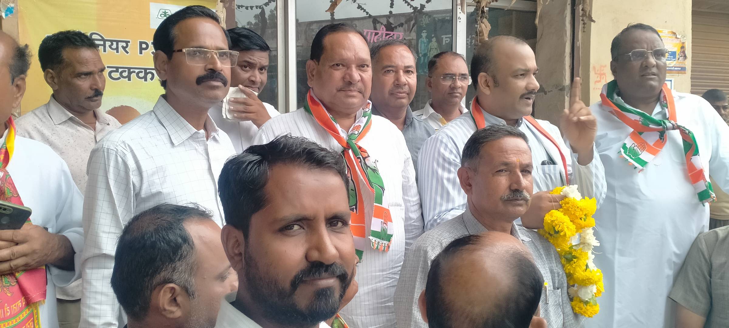 नगर सरवानिया-महाराज में नव नियुक्त जिला कांग्रेस अध्यक्ष तरूण बाहेती का हुआ भव्य स्वागत, सम्मान